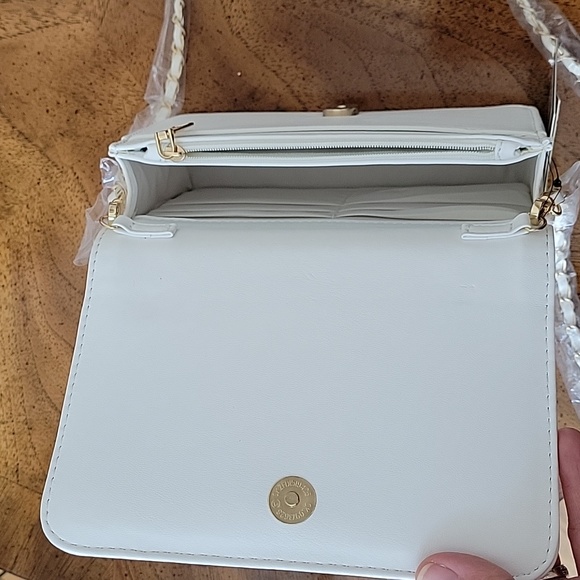 BADGLEY MISCHKA Small Square Crossbody, Folded Style, Big Logo, White, NWT - Picture 11 of 14